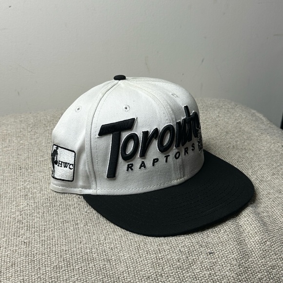 Toronto Raptors SnapBack - Picture 2 of 3